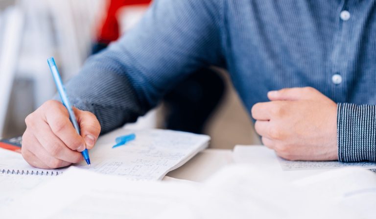 Quantitative vs. Qualitative Research