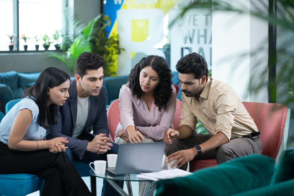 People having discussion at workplace.